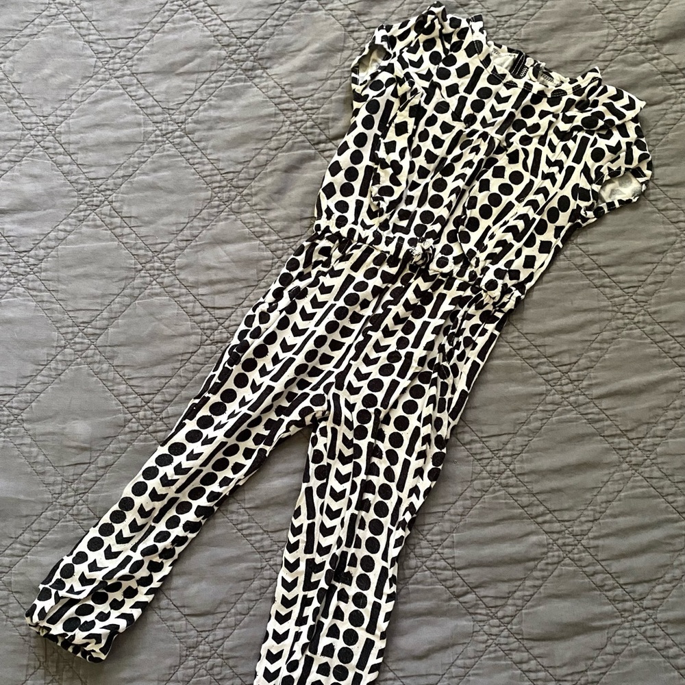 Jessica Simpson 2T ⭐️Girl’s Romper⭐️ 2/$10